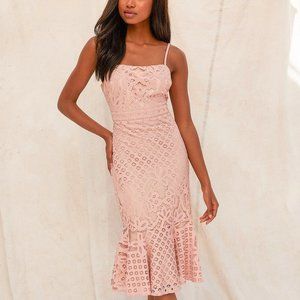 NEW Lulu's bodycon trumpet midi dress